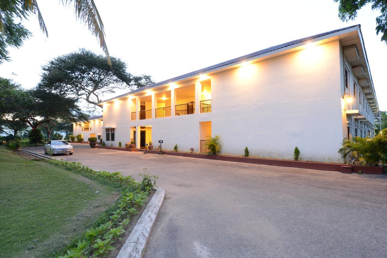 Sakura Inn พุกาม ภายนอก รูปภาพ